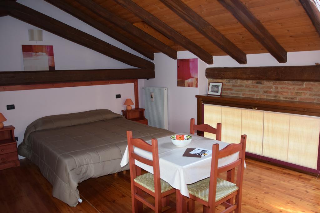 Agriturismo Domus Rustica กอร์มอนส์ ห้อง รูปภาพ